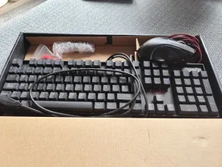 Teclado y Ratón Redragon K551RGB-BA Español