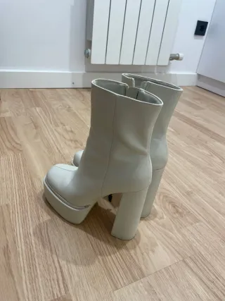 Botas blancas plataforma tacón