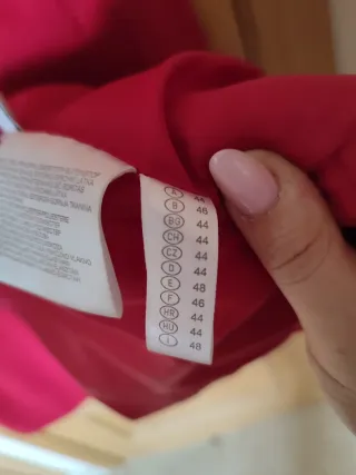 Abrigo C&A Rojo