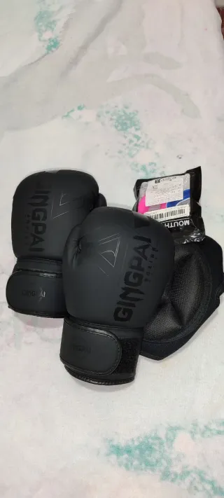 Guantes de boxeo GINGPAI negros