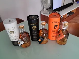 Bottiglie di whisky ufficiali del Valencia CF 2003/04