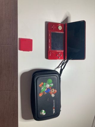 Nintendo 3DS Roja - Sin Cargador