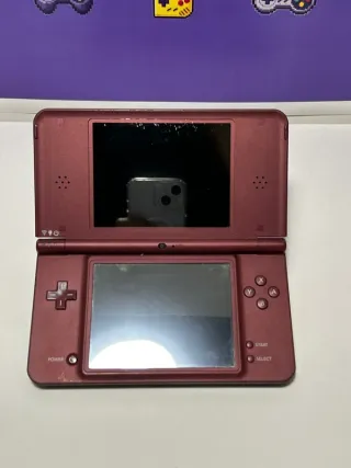 Nintendo DSi XL Bordeaux - con difetti