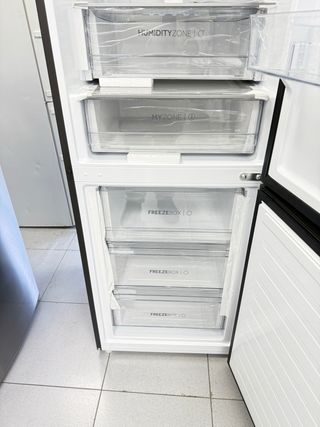 Nevera Haier nueva con tara