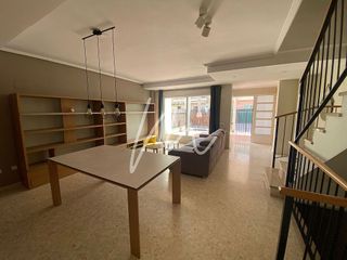 Casa adosada en venta en Moncada