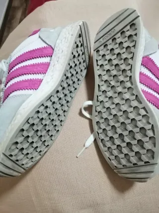 Deportivas Adidas Blancas y Rosas