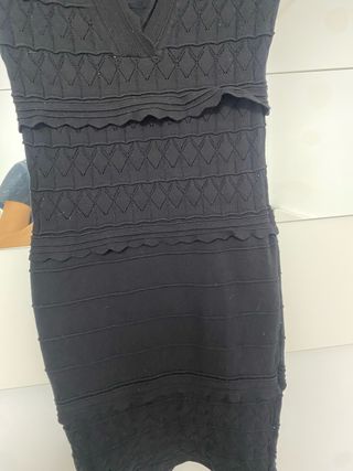 Vestido vintage negro escote V