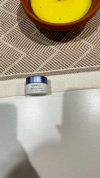 Crema Pequeña Retinol Montibello Retiderma