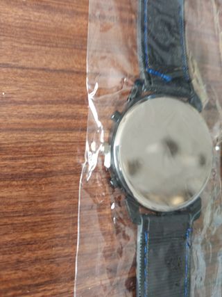 Reloj Negro y Azul