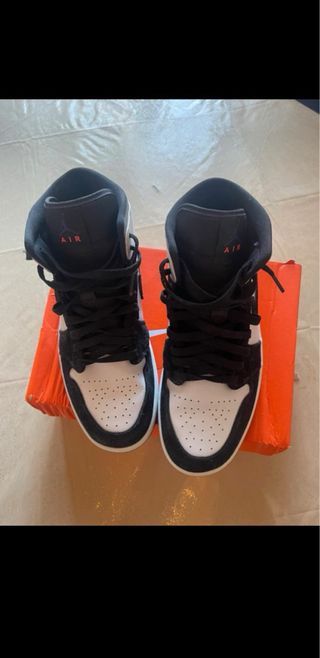 Jordan 1 Mid Scarpe Uomo Nero Viola Bianco