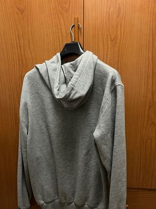Sudadera New Era Gris