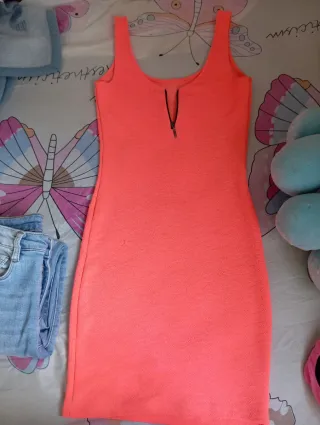 Vestido naranja con cremallera