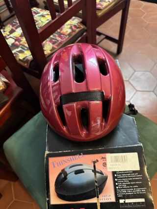 Casco de bici rosa
