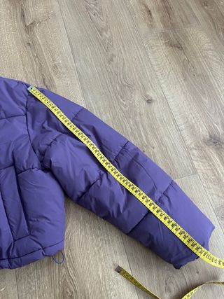 Plumas Morado Oysho Talla M