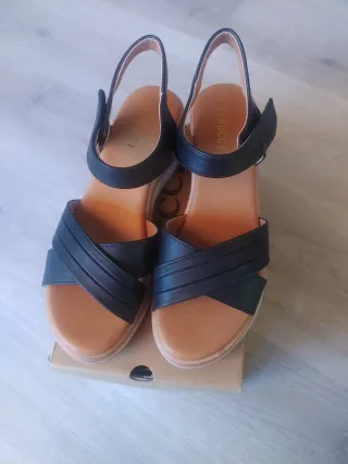 Sandalias de verano para mujer.