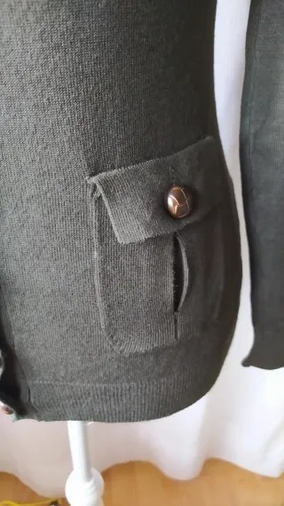 Chaqueta verde caqui punto mujer