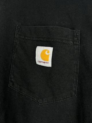 Camiseta Carhartt WIP Clásica Negra con Bolsillo
