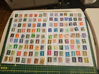 126 Sellos Ingleses Reina Isabel II