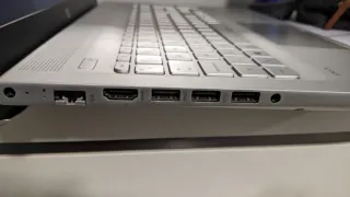 Portátil HP 15 pulgadas  i7 6500 16GB RAM Gris/Pla