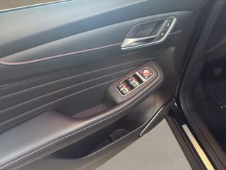 MG HS 1.5 Turbo GDI Luxury 
