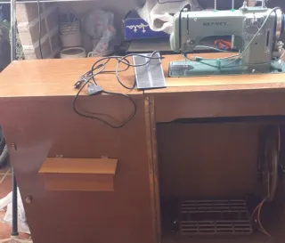 Máquina de coser Refrey profesional