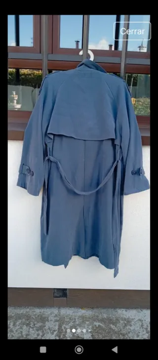 Gabardina azul Zara