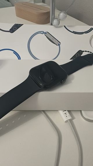 Apple Watch Series 7 (45mm) Negro/verde bosque