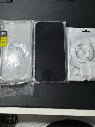 iPhone 14 Plus 128gb + Funda y Cargador
