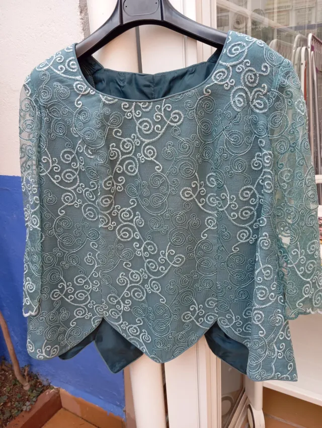 Conjunto Blusa y Falda Ceremonia Verde