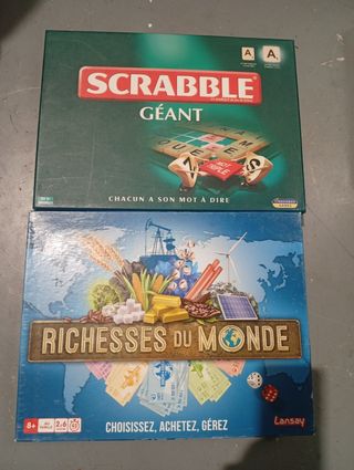 Juegos de mesa Risk y Cluedo