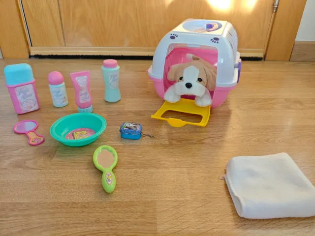 Transportín y perrito con accesorios