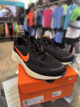 Nike Revolution 7 WIDE Zapatillas Talla 45