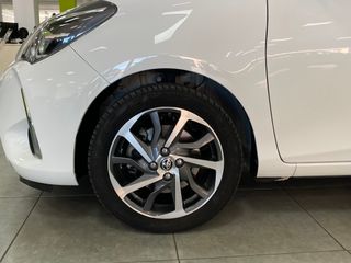 Toyota Yaris Feel! 1.5 110CV Espectacular!!!!!!!!!