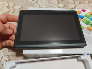 Tablet 7 pollici