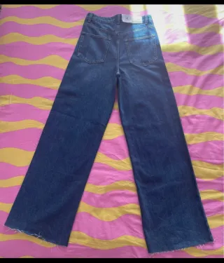 Pantalón vaquero recto y de tiro alto azul