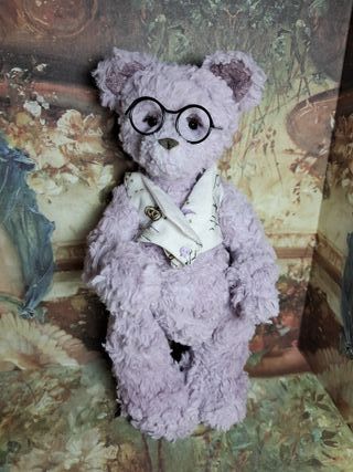 Oso de peluche morado con gafas 18 cm