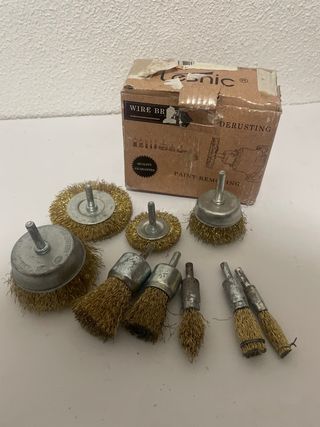 9 Cepillos de Alambre para Taladro