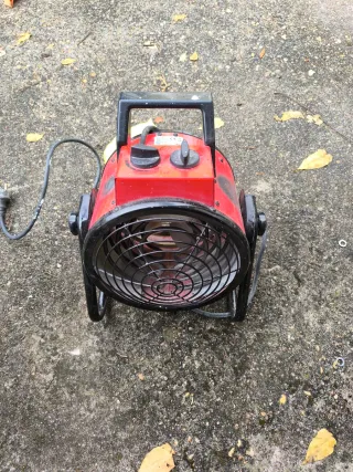 Calefactor industrial rojo