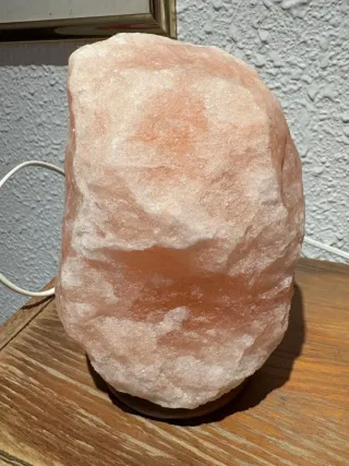 Lámpara de piedra natural rosa