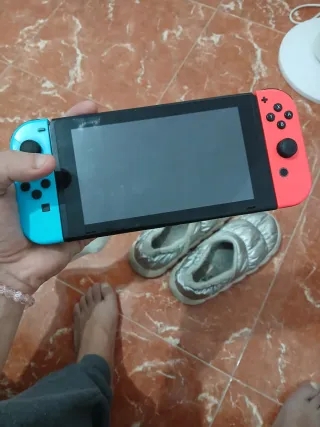 Nintendo Switch Azul y Rojo