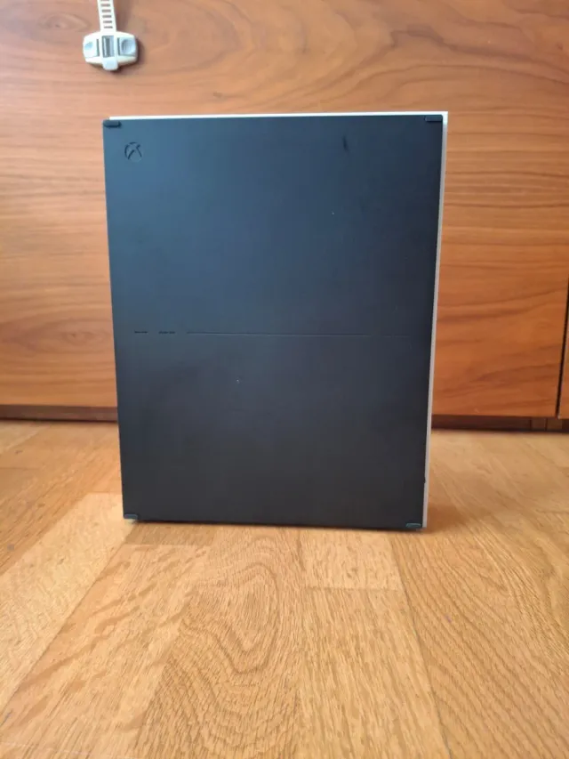 Xbox One S Blanca + 5 Juegos + 2 Mandos