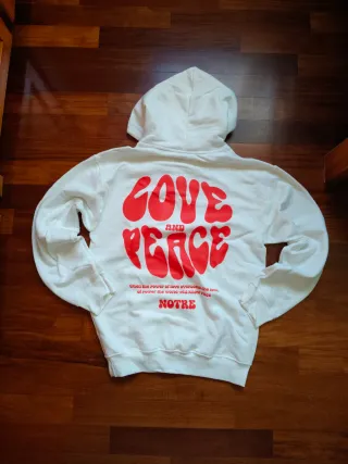 Felpa con Grafica Love&Peace 