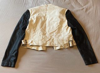Chaqueta Biker Beige y Negra Mujer