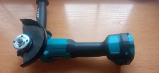 Kit Taladro Atornillador y amoladora radial MAKITA