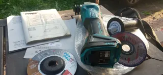 Kit Taladro Atornillador y amoladora radial MAKITA
