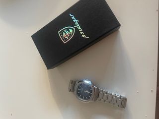 Reloj Azul y Plateado