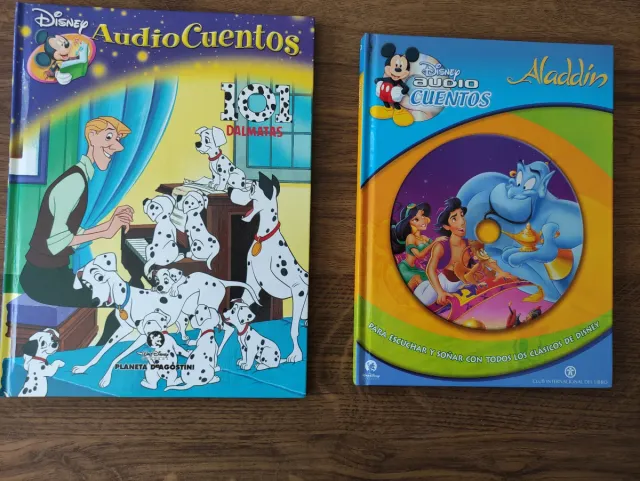 Dos libros de Disney