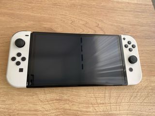 Nintendo Switch OLED Blanca y Negra