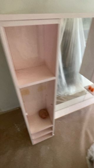 Mueble de baño con espejo