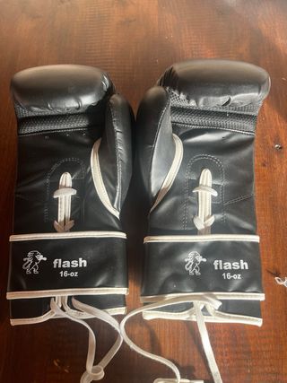 Guantes Boxeo Leone Flash 16oz